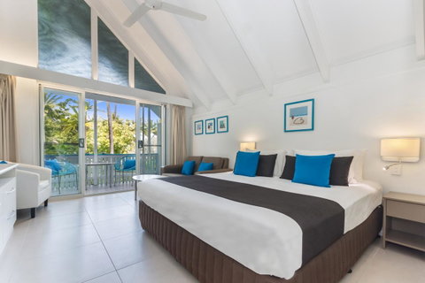 By The Sea Port Douglas - Accommodation Broome 9