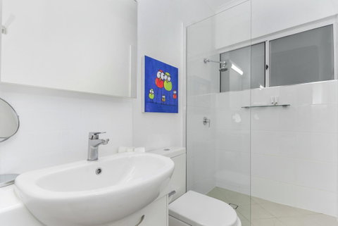 By The Sea Port Douglas - Accommodation Broome 14