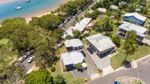 Sunset Cabins 1770 - Accommodation Broome 6