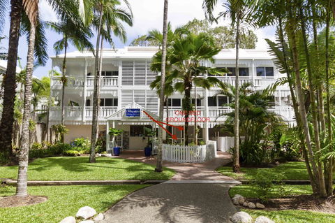 The White House Port Douglas - Accommodation Broome 1