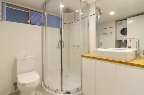 The White House Port Douglas - Accommodation Broome 4