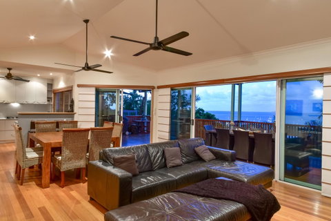 Bella Vista On Nara Pets Welcome - Accommodation Broome 10