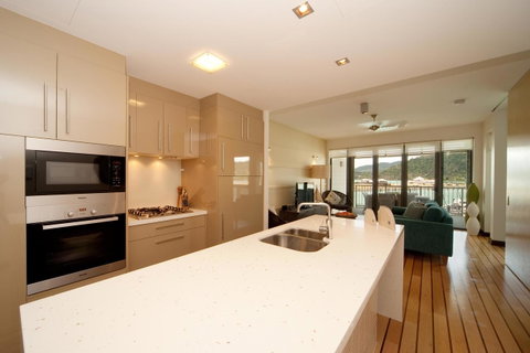 The Boathouse Apartments - Accommodation Broome 11