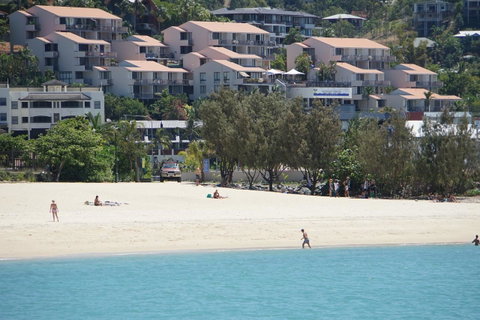 Airlie Seaview Apartments - Accommodation Broome 6