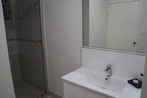 Airlie Seaview Apartments - Accommodation Broome 15