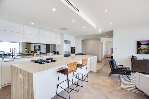 Iconic Kirra Beach Resort - Accommodation Broome 24