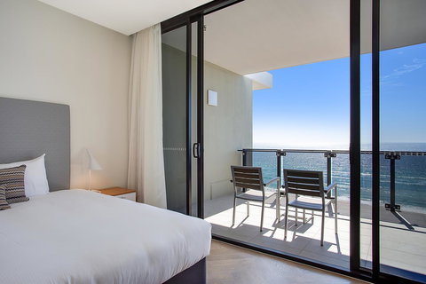 Iconic Kirra Beach Resort - Accommodation Broome 35