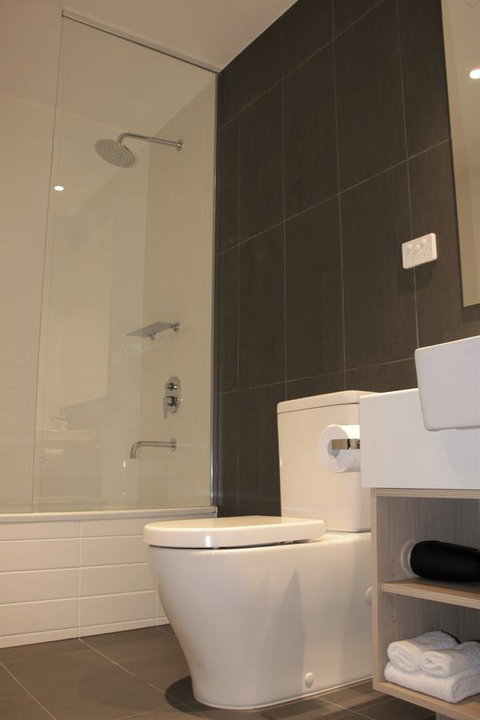 Quest Springfield Central - Accommodation Broome 8
