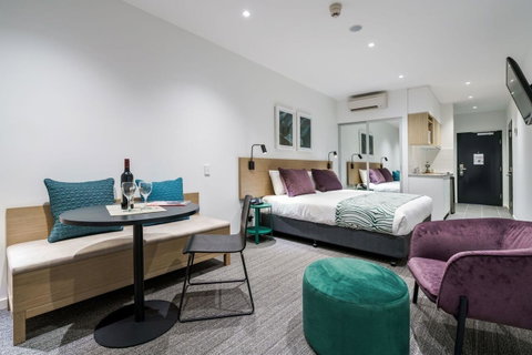 Quest Springfield Central - Accommodation Broome 2