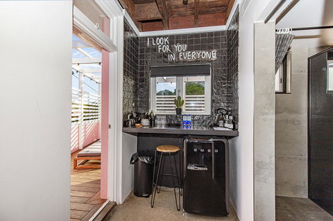 The Pink Hotel Coolangatta - Accommodation Broome 32