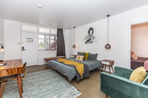 The Pink Hotel Coolangatta - Accommodation Broome 12