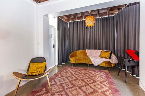 The Pink Hotel Coolangatta - Accommodation Broome 29