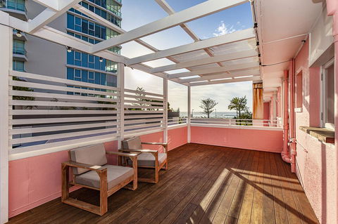 The Pink Hotel Coolangatta - Accommodation Broome 30