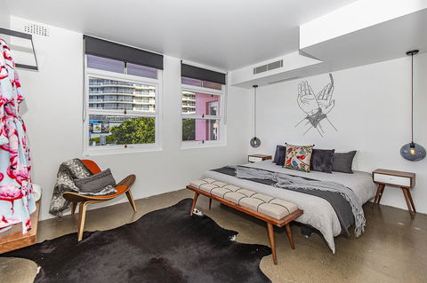 The Pink Hotel Coolangatta - Accommodation Broome 11