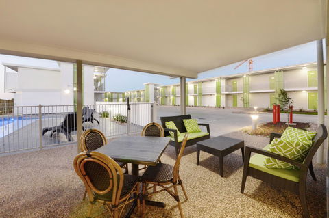 Mackay Oceanside Central Hotel Official - Accommodation Broome 19