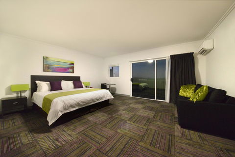 Mackay Oceanside Central Hotel Official - Accommodation Broome 24