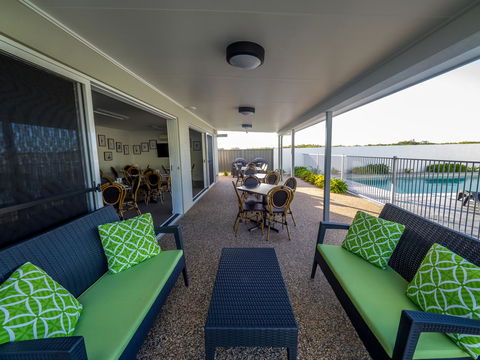 Mackay Oceanside Central Hotel Official - Accommodation Broome 32