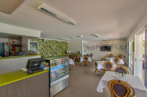 Mackay Oceanside Central Hotel Official - Accommodation Broome 14