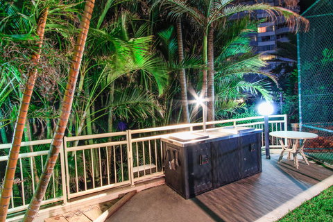 Seacrest Beachfront Apartments Surfers Paradise - Accommodation Broome 31