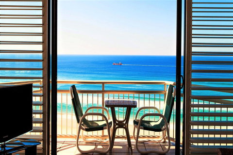 Seacrest Beachfront Apartments Surfers Paradise - Accommodation Broome 29