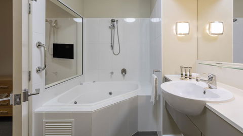 Oaks Hervey Bay Resort And Spa - Accommodation Broome 11