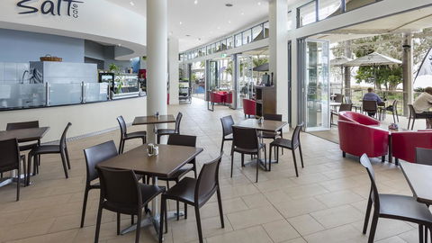 Oaks Hervey Bay Resort And Spa - Accommodation Broome 26