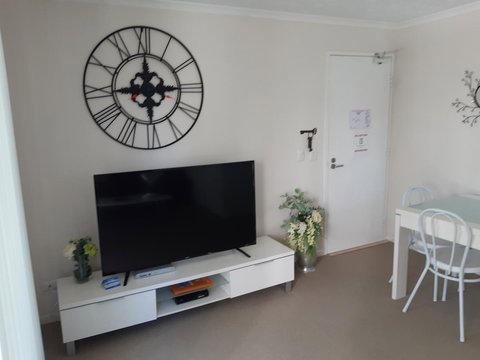 Surfers Beach Resort One - Accommodation Broome 4