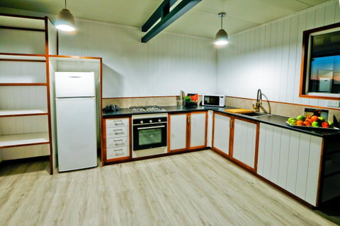 The Summit 1770 - Accommodation Broome 10