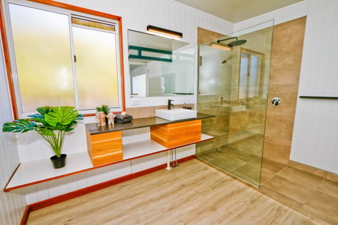 The Summit 1770 - Accommodation Broome 0