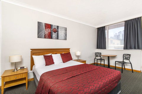 The Robert Towns - Accommodation Broome 4