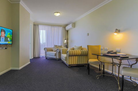Mantra Mackay - Accommodation Broome 36
