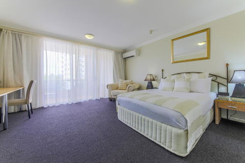 Mantra Mackay - Accommodation Broome 38