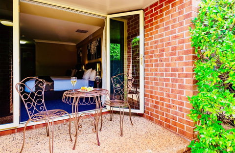 Ambassador On Ruthven - Accommodation Broome 17