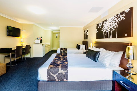 Ambassador On Ruthven - Accommodation Broome 3
