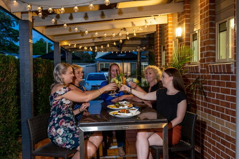 Ambassador On Ruthven - Accommodation Broome 34