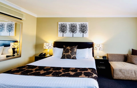 Ambassador On Ruthven - Accommodation Broome 14