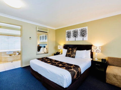 Ambassador On Ruthven - Accommodation Broome 20