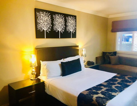 Ambassador On Ruthven - Accommodation Broome 40
