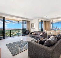 Luxury 3 Bedroom in heart of Broadbeach - Accommodation Broome