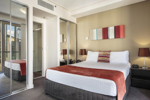 Evolution Apartments - Accommodation Broome 14