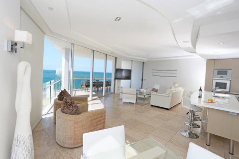 Oceans Mooloolaba - Accommodation Broome 3
