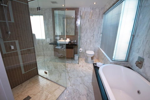 Oceans Mooloolaba - Accommodation Broome 32