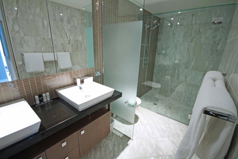 Oceans Mooloolaba - Accommodation Broome 33