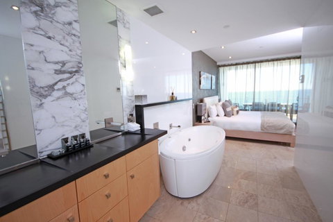 Oceans Mooloolaba - Accommodation Broome 10