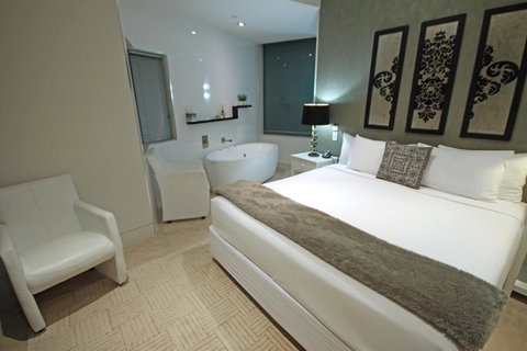 Oceans Mooloolaba - Accommodation Broome 21