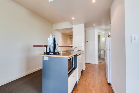 Central Cosmo Apartment Hotel - Accommodation Broome 10