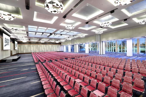 RACV Royal Pines Resort Gold Coast - Accommodation Broome 32