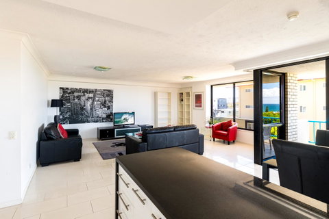 Burgess @ Kings Beach Apartments - Accommodation Broome 10