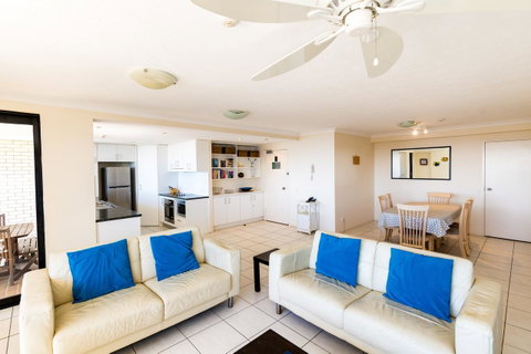 Burgess @ Kings Beach Apartments - Accommodation Broome 1