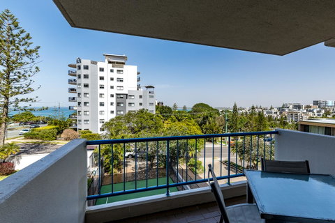 Burgess @ Kings Beach Apartments - Accommodation Broome 35